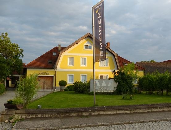 Weinbau Gmeiner, © Christian Gmeiner Weinbau Gmeiner, © Christian Gmeiner