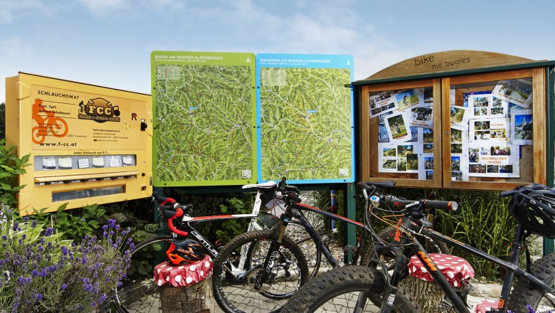 Hiking hotel, © Wiener Alpen / Bene Croy Hiking hotel, © Wiener Alpen / Bene Croy