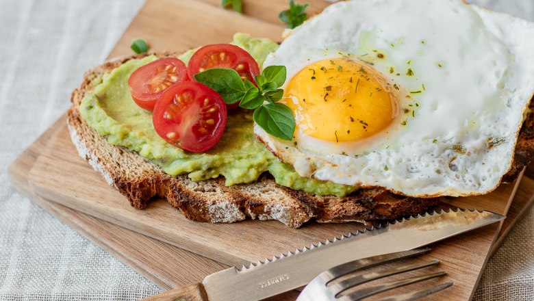 Brot Lava mit Avocado, © Koll GmbH Brot Lava mit Avocado, © Koll GmbH