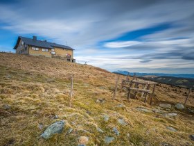Wetterkoglerhaus a Hochwechselen, &copy; Wiener Alpen in Nieder&ouml;sterreich - Alpannonia