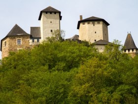 Lockenhaus kast&eacute;ly, &copy; Walter Laschober