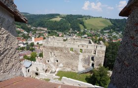 Blick auf Kirchschlag, &copy; Wiener Alpen in Nieder&ouml;sterreich - Alpannonia