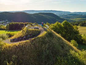 Guglhupf kil&aacute;t&oacute; platform, &copy; Wiener Alpen in Nieder&ouml;sterreich - Alpannonia