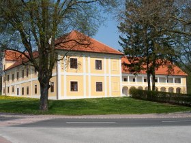 Jormannsdorf kast&eacute;ly, &copy; Walter Laschober