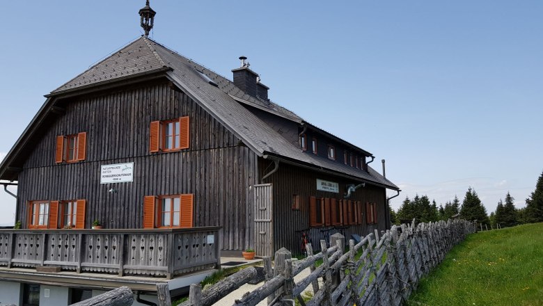 Roseggerhaus auf der Pretul, © TV Joglland-Waldheimat, Schafferhofer